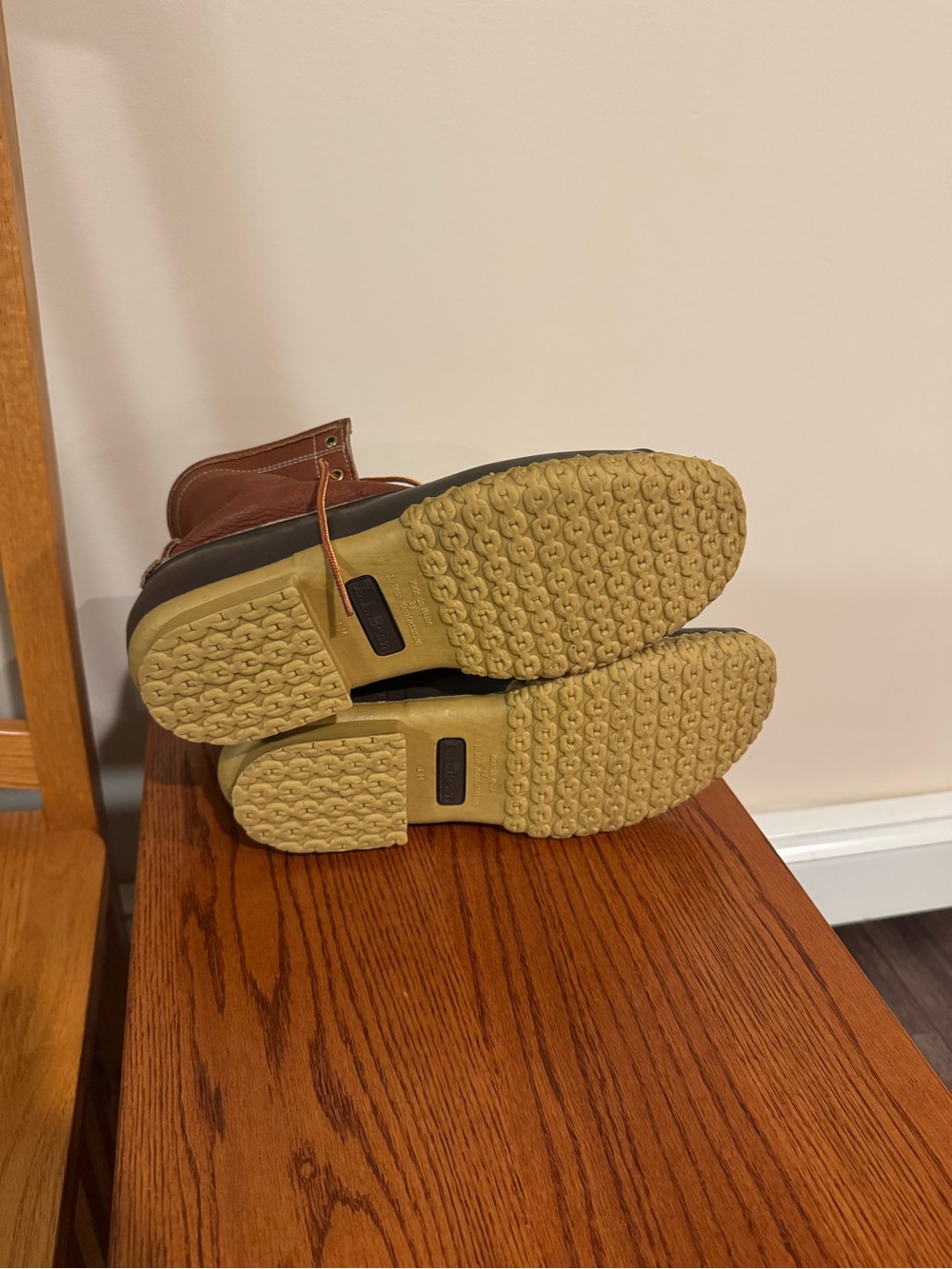LL Bean Men’s Bean Boots - Basically Brand New - Picture 5 of 7